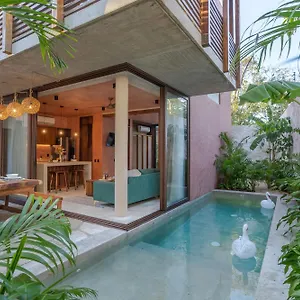 entorno-tulum-luxury-villas.tulum-hotels.net/